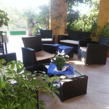 Viale Di Bess 3*