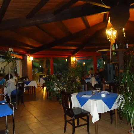 Hotel Viale Di Bess 3*